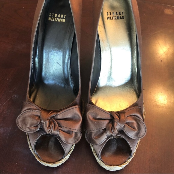 Stuart Weizmann Bow-Accented Espadrille Wedges - Picture 2 of 5